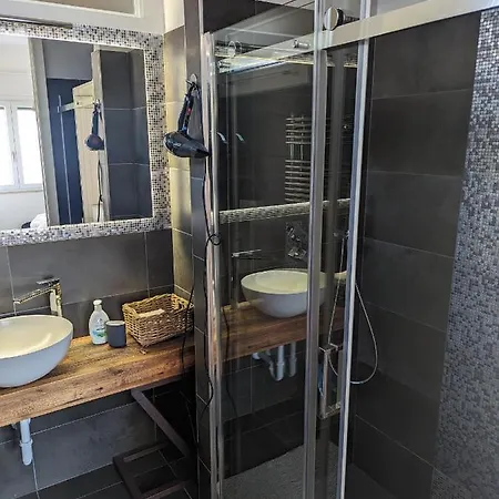 Excelsior 10 - Luxury דירה